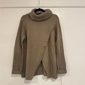 NWOT G by Giuliana Black Label Asymmetrical Turtleneck Sweater–Camel Brown